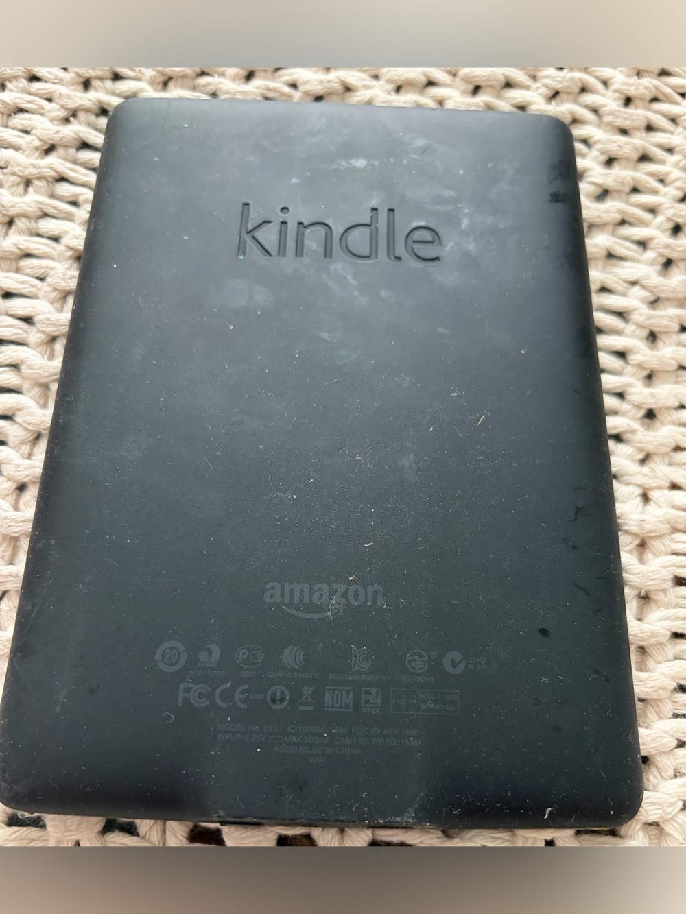 Amazon Kindle E-Reader - Black - Picture 4 of 4